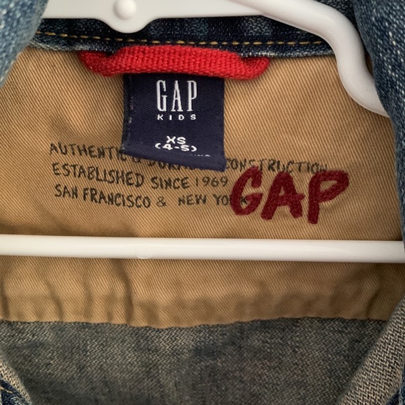 GAP | Toddler Jean Jacket - Picture 3 of 5